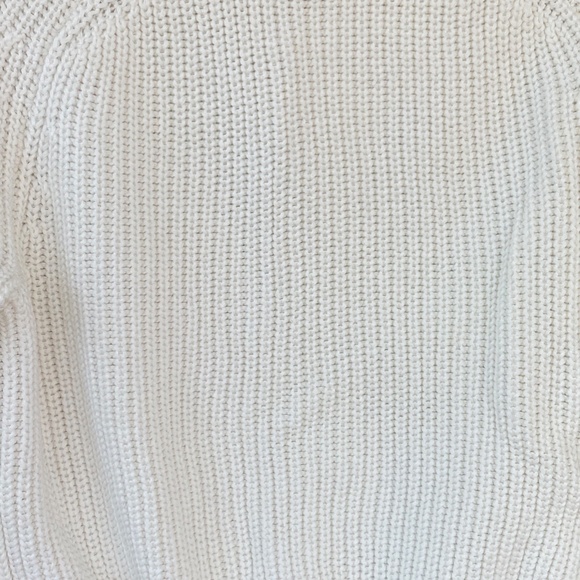 PRICE IS FIRM!American Apparel Women's Cropped White Pullover Crew Neck Sweater - Picture 5 of 16